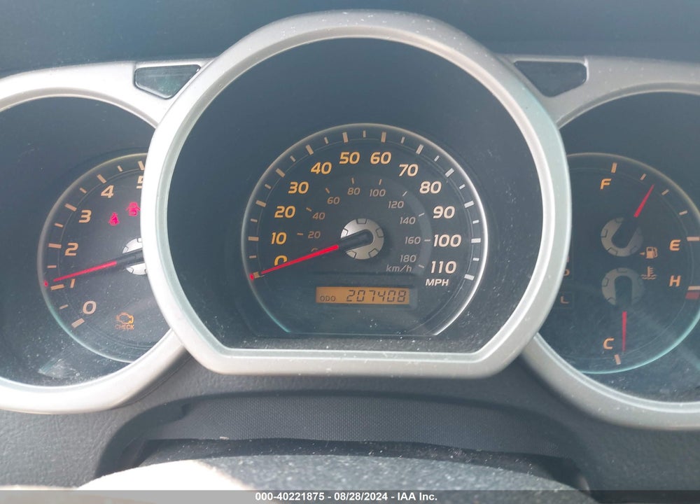 2004 TOYOTA 4RUNNER LIMITED V8 VIN: JTEBT17R840041052