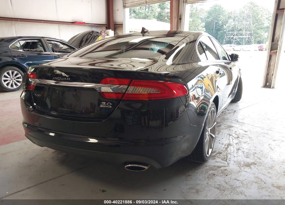 2015 JAGUAR XF 3.0 PORTFOLIO/3.0 SPORT VIN: SAJWJ0FF4F8U68022