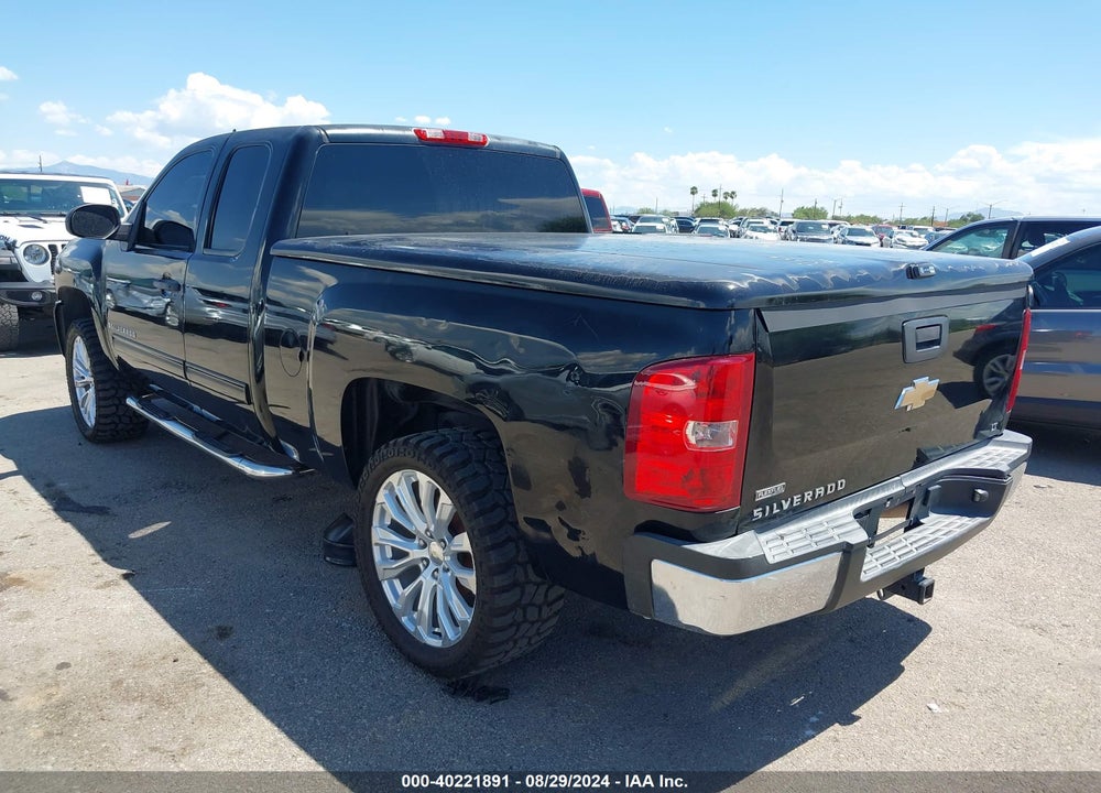 2009 CHEVROLET SILVERADO 1500 LT VIN: 1GCEC29009Z137654