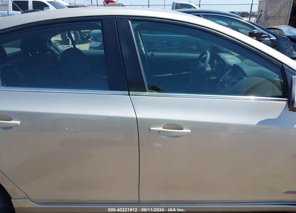2016 CHEVROLET CRUZE LIMITED 1LT AUTO VIN: 1G1PE5SB7G7113238