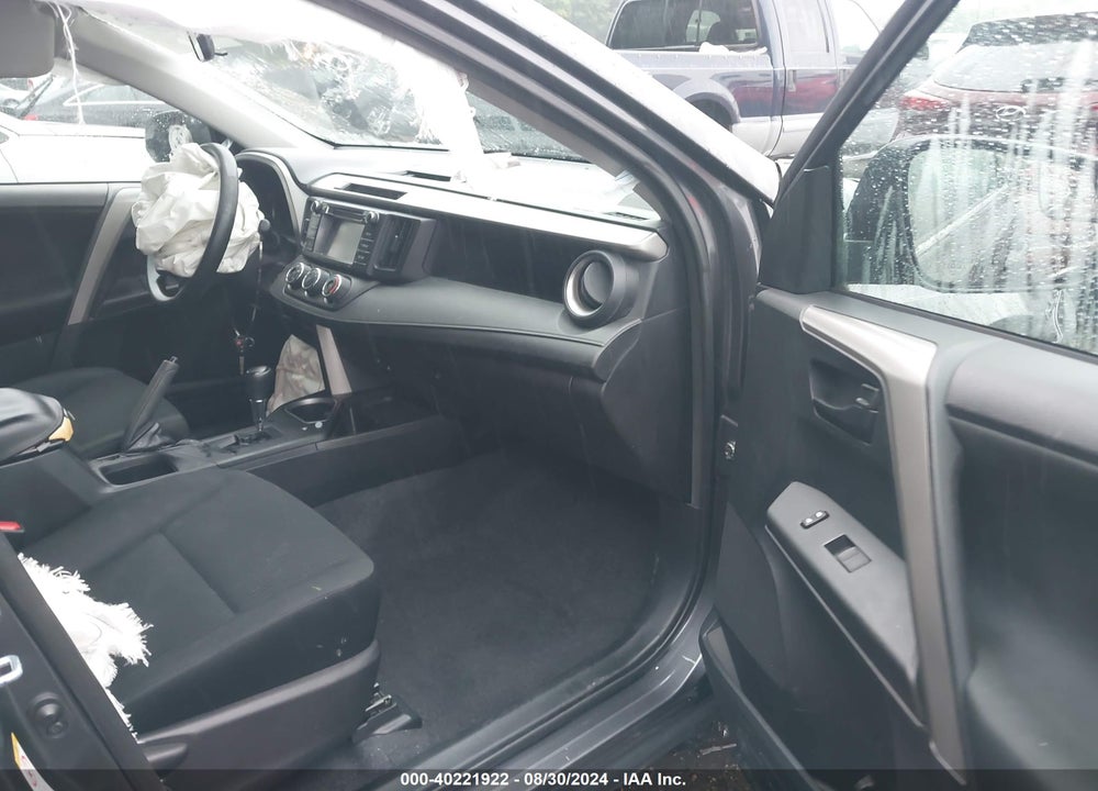 2017 TOYOTA RAV4 LE VIN: 2T3BFREV1HW587980