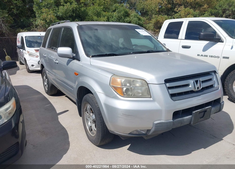 2008 HONDA PILOT SE VIN: 5FNYF28398B016755