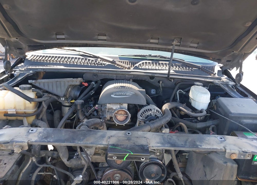 2005 CHEVROLET SUBURBAN 1500 LT VIN: 3GNEC16Z55G284440
