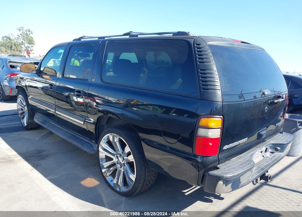 2005 CHEVROLET SUBURBAN 1500 LT VIN: 3GNEC16Z55G284440