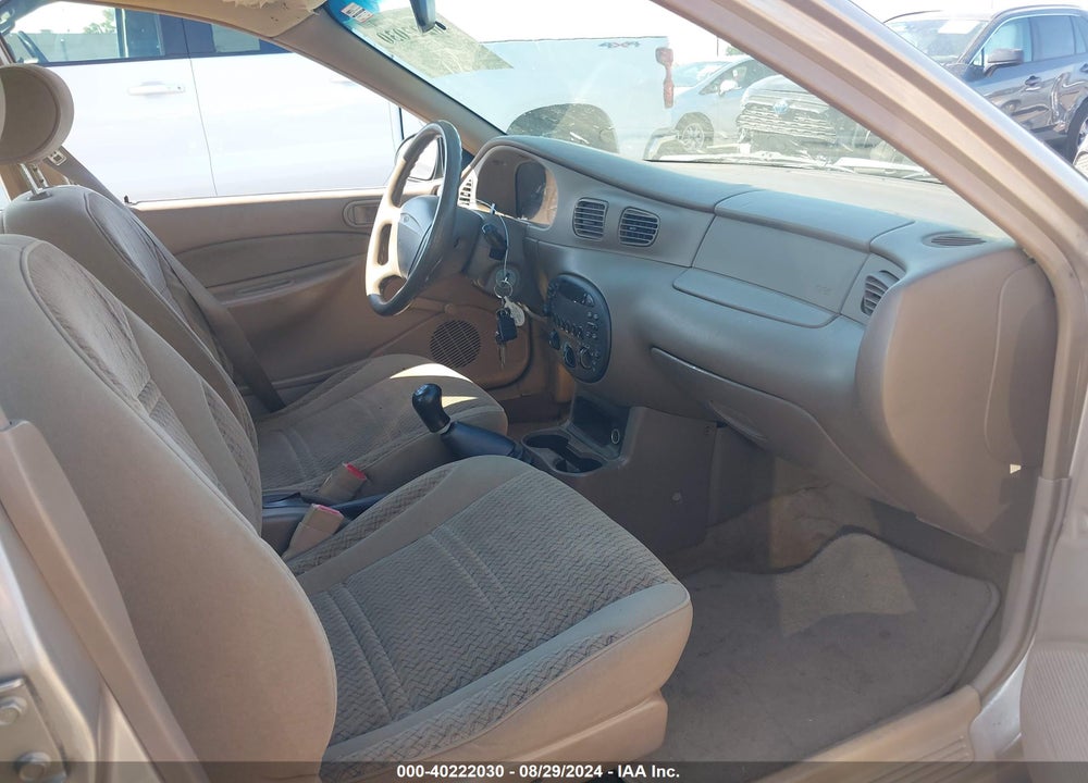 1998 FORD ESCORT VIN: 1FAFP13P3WW238814