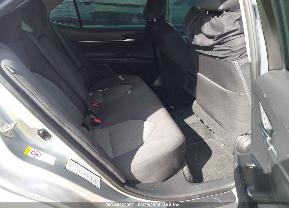 2018 TOYOTA CAMRY LE VIN: 4T1B11HK9JU076419