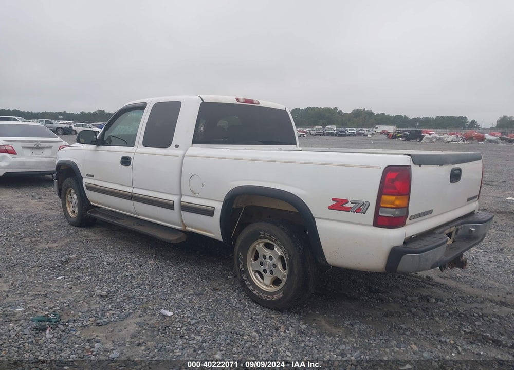 2000 CHEVROLET SILVERADO 1500 LT VIN: 1GCEK19T2YE110839