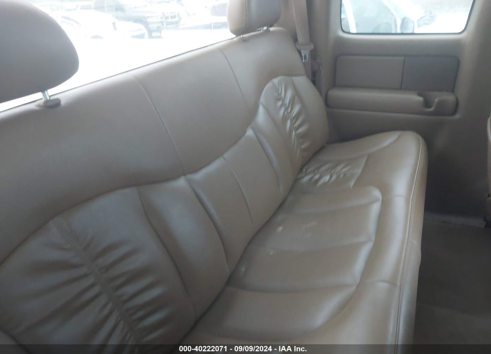 2000 CHEVROLET SILVERADO 1500 LT VIN: 1GCEK19T2YE110839