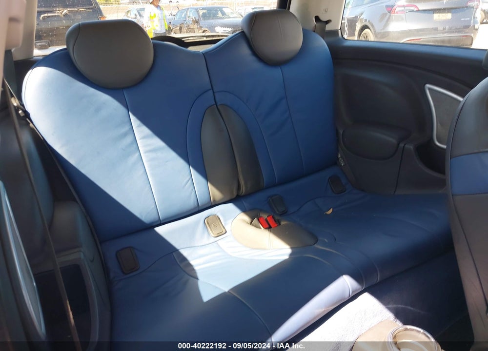 2005 MINI COOPER S VIN: WMWRE33425TD92560