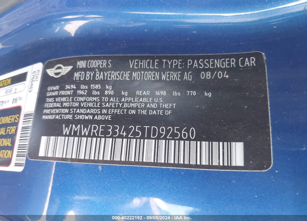 2005 MINI COOPER S VIN: WMWRE33425TD92560