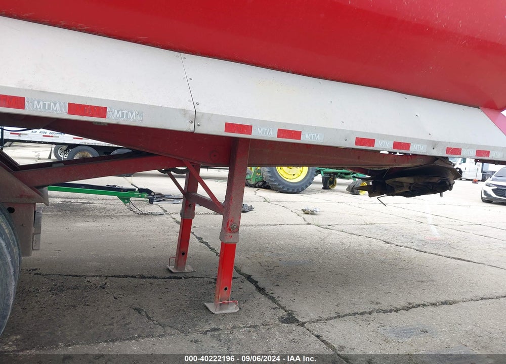 2022 TRAILER MTM SEMI DUMP VIN: 4M9DS2327N1017864
