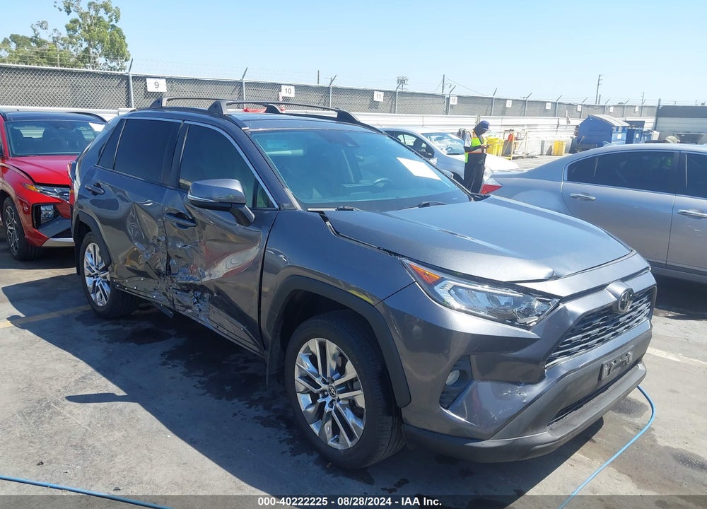 2021 TOYOTA RAV4 XLE PREMIUM VIN: 2T3C1RFV5MC140324