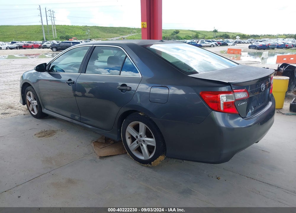 2012 TOYOTA CAMRY SE VIN: 4T1BF1FK2CU059498