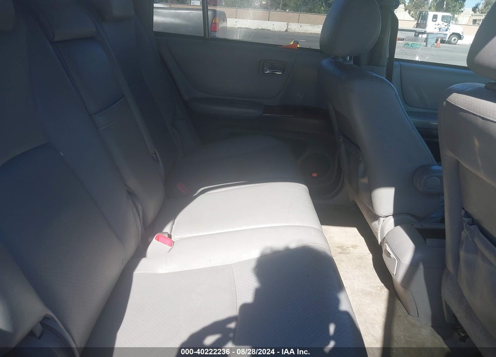 2006 TOYOTA HIGHLANDER HYBRID LIMITED V6 VIN: JTEEW21A360008539