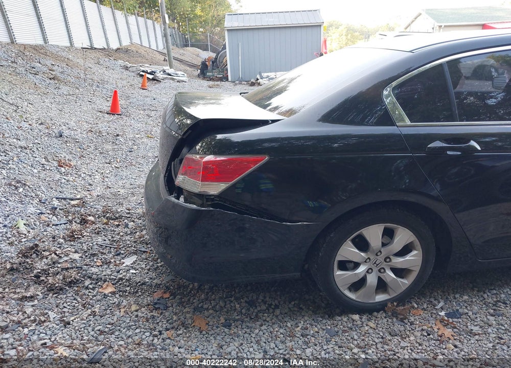 2010 HONDA ACCORD 2.4 EX VIN: 1HGCP2F7XAA021086