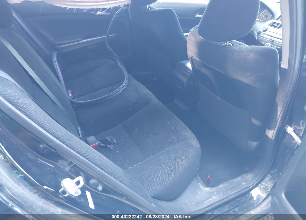 2010 HONDA ACCORD 2.4 EX VIN: 1HGCP2F7XAA021086