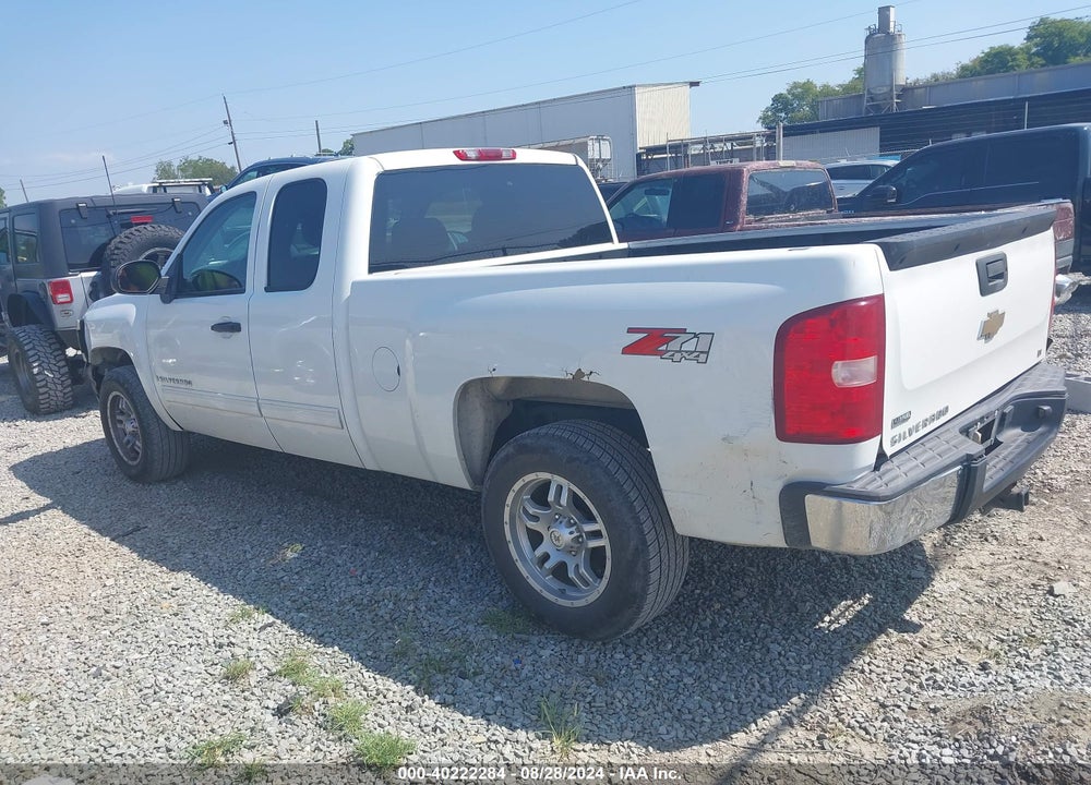 2009 CHEVROLET SILVERADO 1500 LT VIN: 1GCEK29019Z202689
