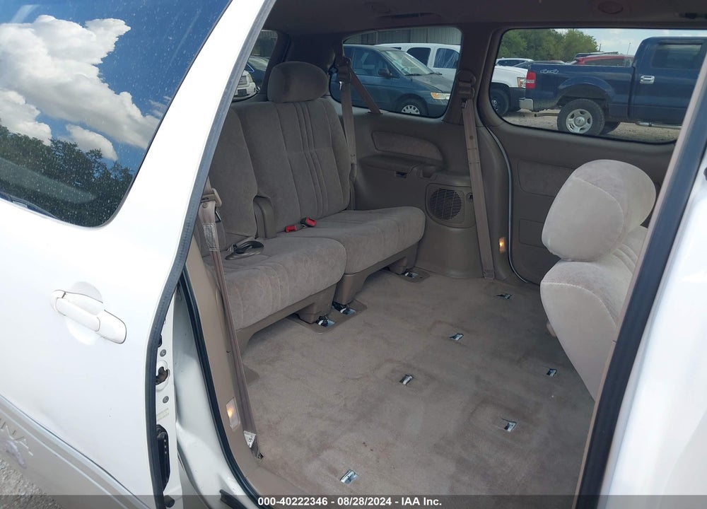 2000 TOYOTA SIENNA XLE VIN: 4T3ZF13C3YU248588
