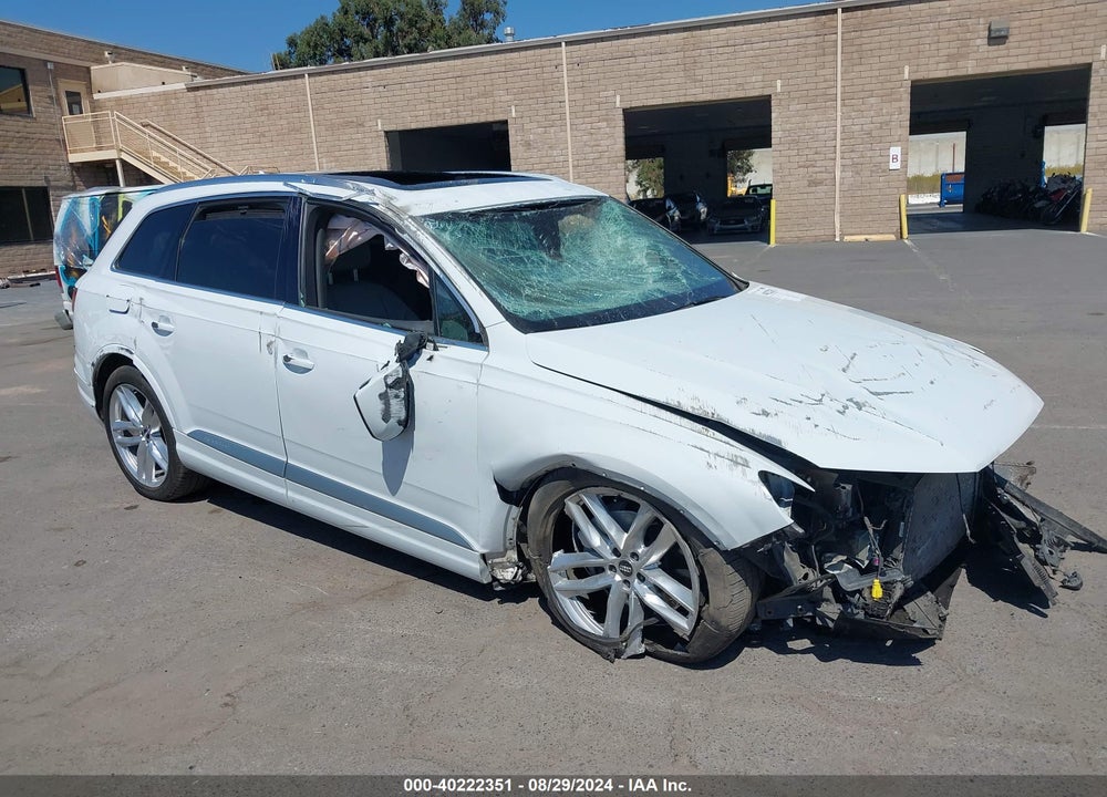 2018 AUDI Q7 3.0T PREMIUM VIN: WA1VAAF7XJD050504