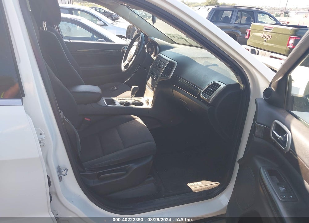 2011 JEEP GRAND CHEROKEE VIN: 1J4RR4GG6BC561712