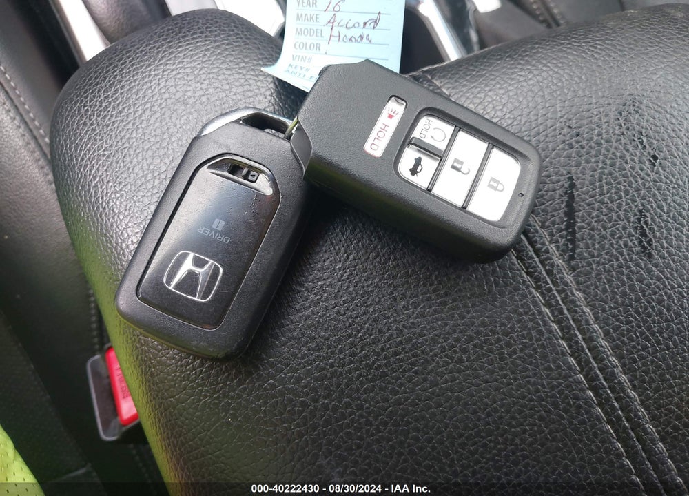 2016 HONDA ACCORD EX-L VIN: 1HGCR2F86GA231132