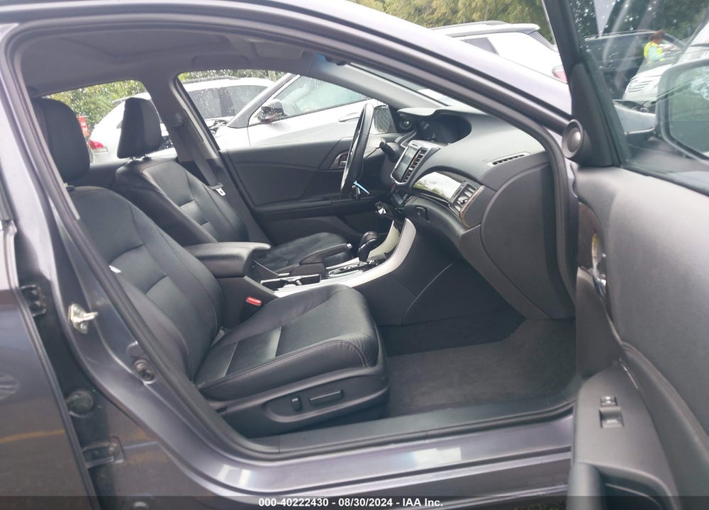 2016 HONDA ACCORD EX-L VIN: 1HGCR2F86GA231132