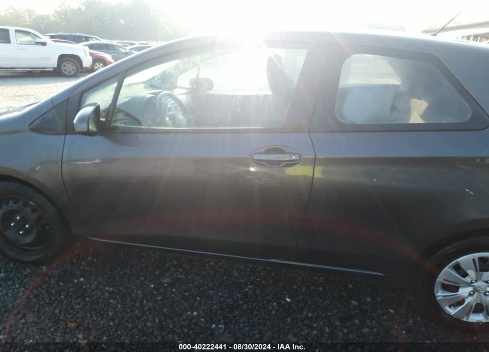 2014 TOYOTA YARIS L (TMMF PLANT) VIN: VNKJTUD32EA008648