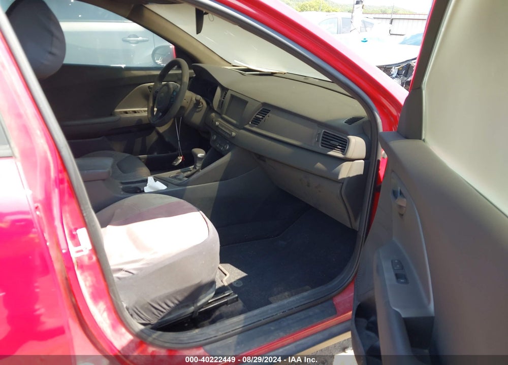 2017 KIA NIRO LX VIN: KNDCB3LC5H5078397