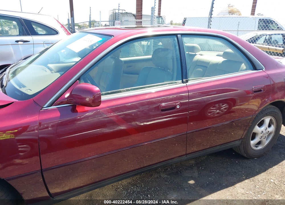 1998 LEXUS ES 300 VIN: JT8BF28G8W0099274