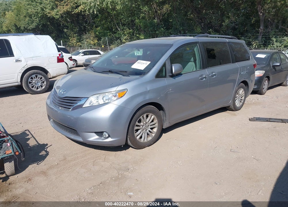 2016 TOYOTA SIENNA XLE PREMIUM 8 PASSENGER VIN: 5TDYK3DC0GS721381