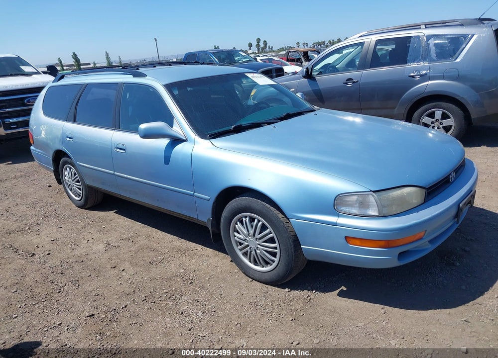 1993 TOYOTA CAMRY LE VIN: 4T1VK12W2PU048833