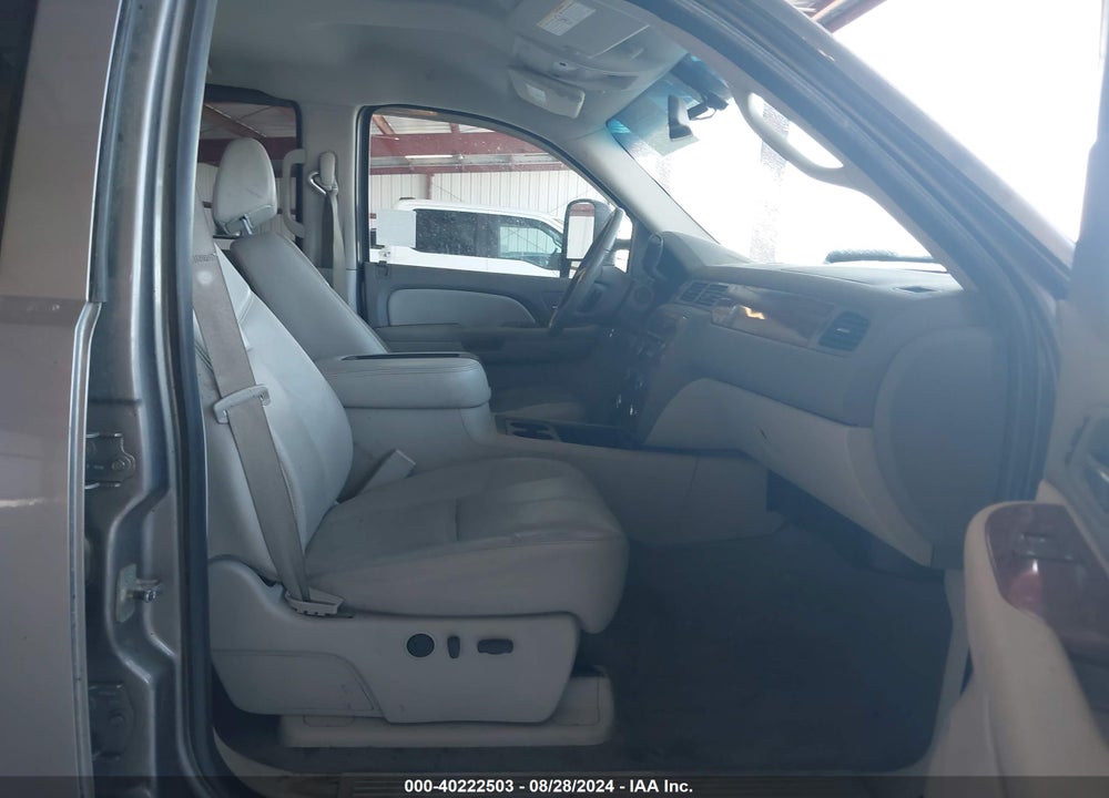 2008 CHEVROLET SILVERADO 2500HD LT1/LT2/LTZ/WORK TRUCK VIN: 1GCHC23K88F118051
