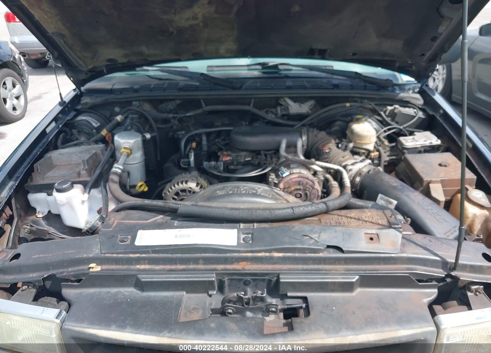 2003 CHEVROLET S-10 LS VIN: 1GCCT19X738111421