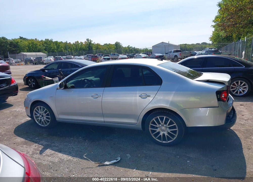 2008 VOLKSWAGEN JETTA WOLFSBURG EDITION VIN: 3VWRJ71K18M187350