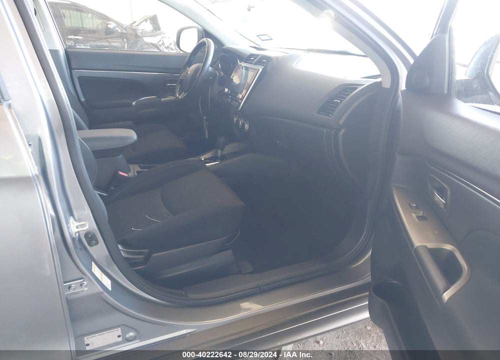2020 MITSUBISHI OUTLANDER SPORT 2.0 SE VIN: JA4AP4AUXLU027027