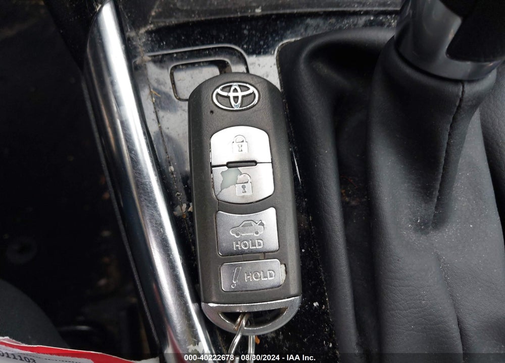 2018 TOYOTA YARIS IA VIN: 3MYDLBYV1JY317718