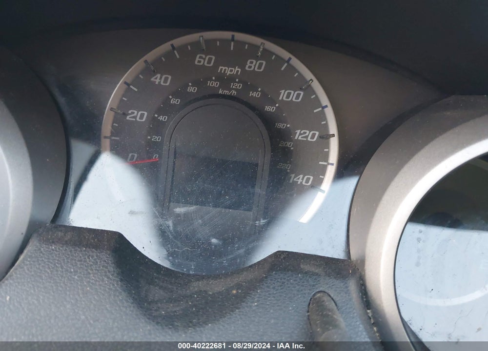 2013 HONDA FIT VIN: JHMGE8H32DC060362