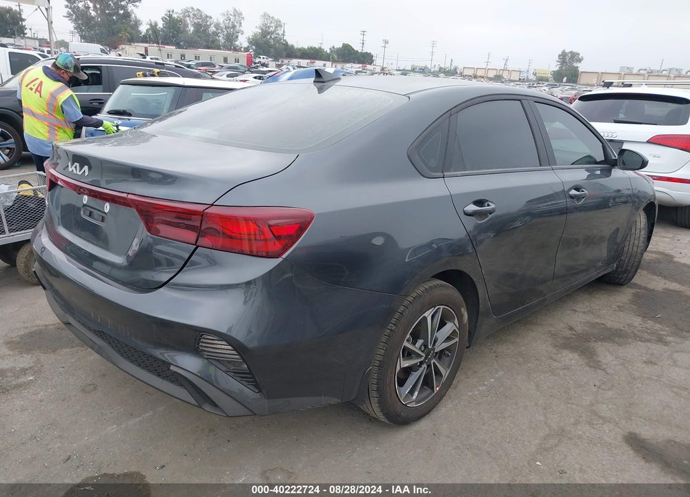 2024 KIA FORTE LXS VIN: 3KPF24AD8RE726948