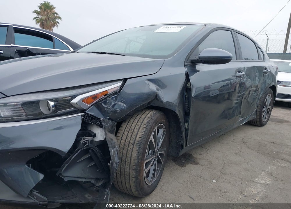 2024 KIA FORTE LXS VIN: 3KPF24AD8RE726948