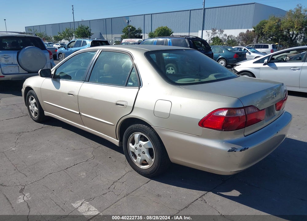 2000 HONDA ACCORD 2.3 EX VIN: JHMCG6683YC007574