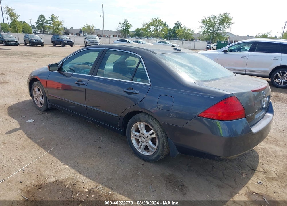 2007 HONDA ACCORD 2.4 EX VIN: 1HGCM56747A040770