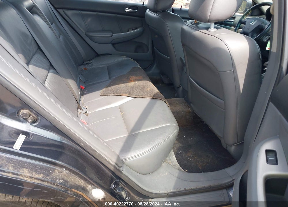 2007 HONDA ACCORD 2.4 EX VIN: 1HGCM56747A040770