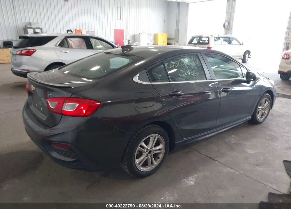 2017 CHEVROLET CRUZE LT AUTO VIN: 1G1BE5SM3H7267507