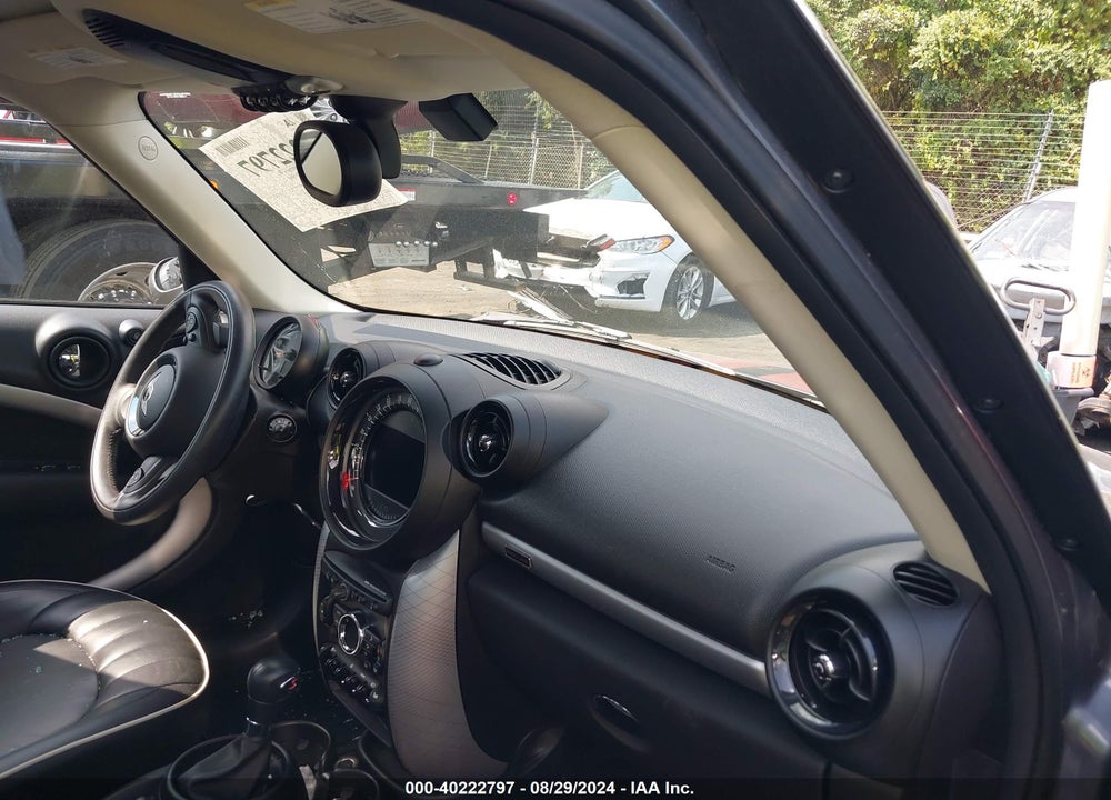 2016 MINI COUNTRYMAN COOPER S VIN: WMWZC5C59GWP49709