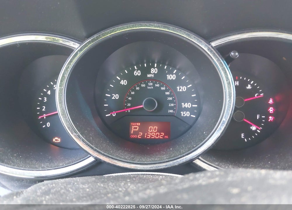 2012 KIA SORENTO LX VIN: 5XYKT3A67CG268384