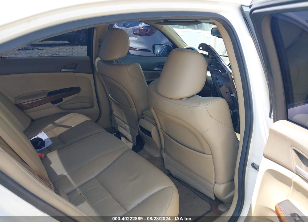 2010 HONDA ACCORD SDN 2.4 EX-L/EX-L VIN: 1HGCP2F82AA070064