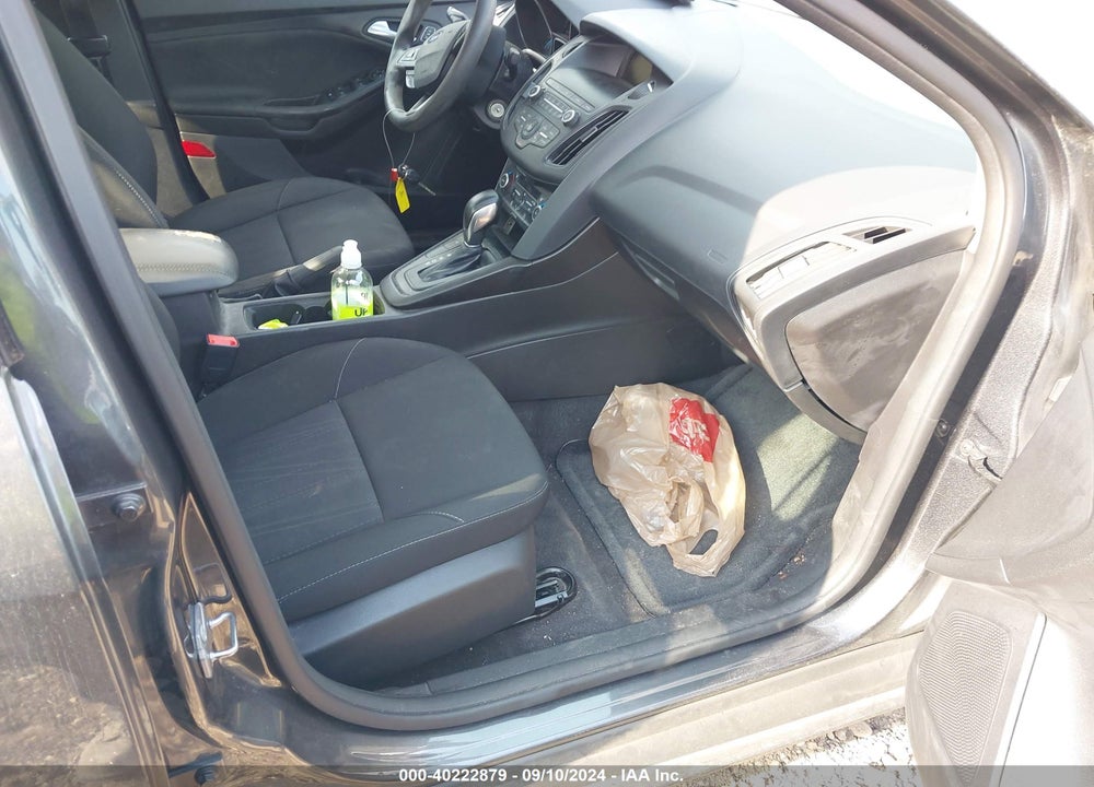 2018 FORD FOCUS SE VIN: 1FADP3FE6JL287416