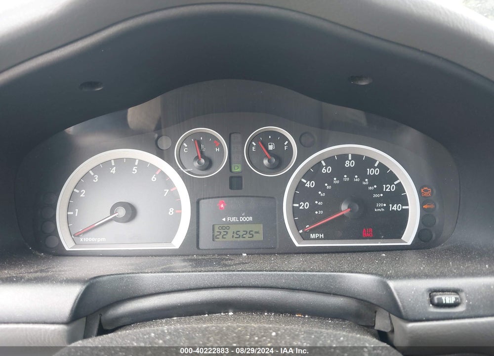 2005 HYUNDAI SANTA FE GLS/LX VIN: KM8SC13E45U904457