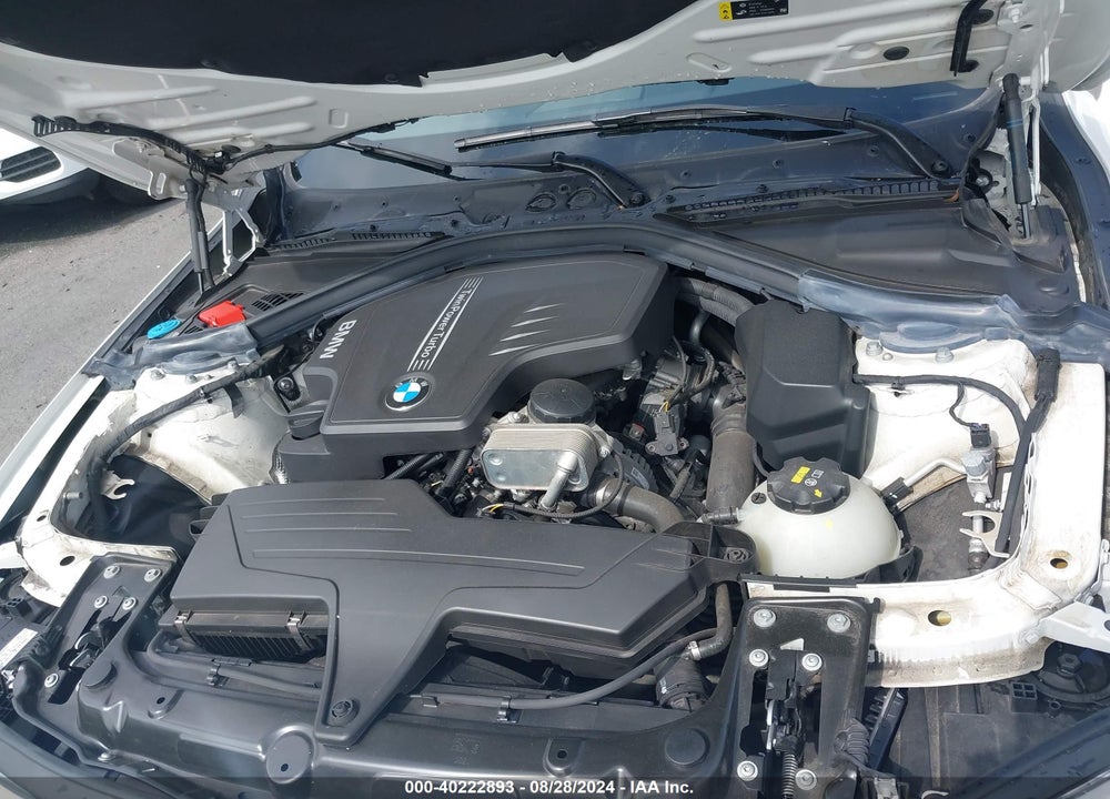 2018 BMW 320I XDRIVE VIN: WBA8E5G58JNU45784