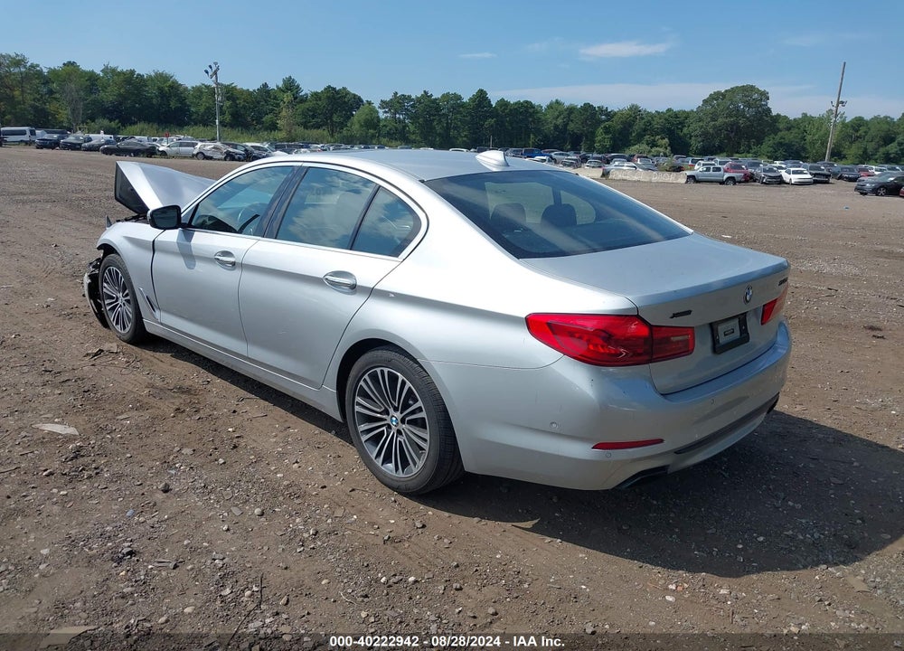 2018 BMW 540I XDRIVE VIN: WBAJE7C58JWD53235